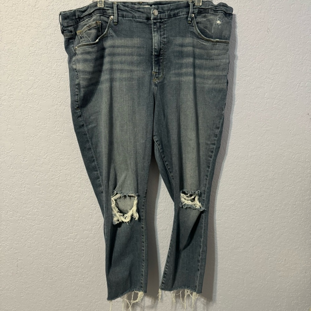 Good American Destroyed Plus Size Whiskering Sanding Raw Hem Crop Jeans